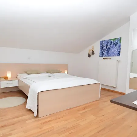 Diana Apartment